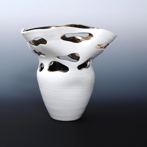 White Glazed Ceramic Tear Drop Design Air Plant Container Vase